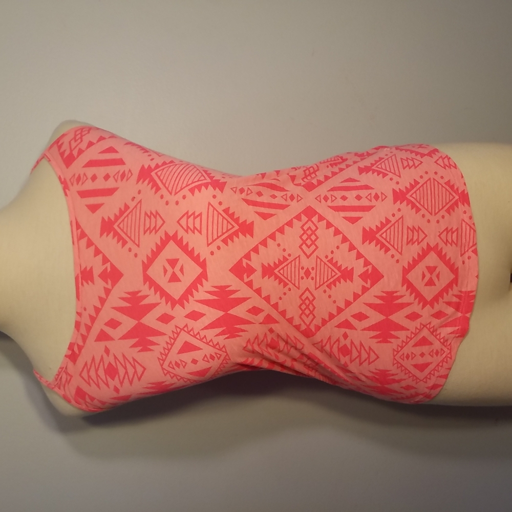 3/$25 PINK Victoria's Secret Racer back Tank Top XS Geometric tribal pink
